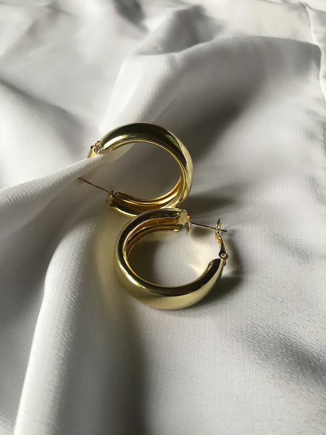 Photo of a necklace